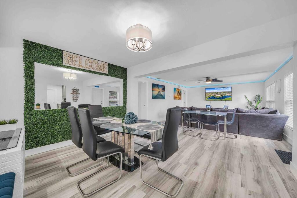 Sweet Escape 5 Br/2Ba Min From Airport And Beach Fort Lauderdale Bagian luar foto